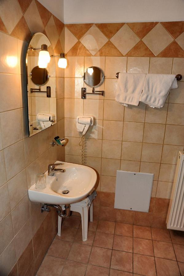 Castri Hotel Delphi Luaran gambar